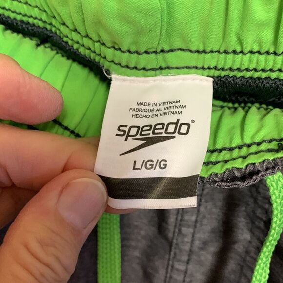 Speedo NWOT Marina Gray Lime Green 20” Swim Trunks Size L - Picture 8 of 14